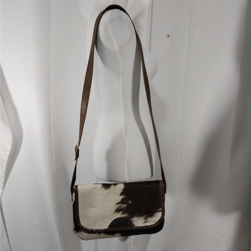 RICH BROWN AND WHITE GENUINE COWHIDE LEATHER CROSSBODY PURSE, BAG, HANDBAG! - Picture 2 of 10